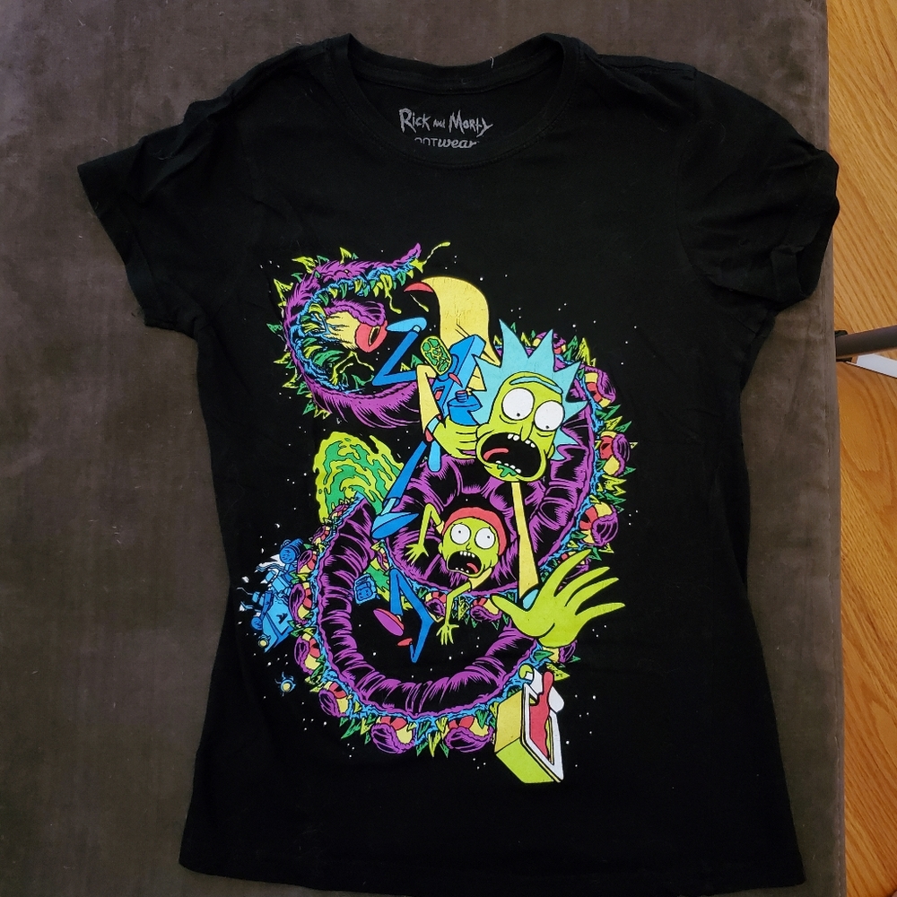Rick & Morty 👽 Loot Crate lootwear women's sz M - limited edition tee!